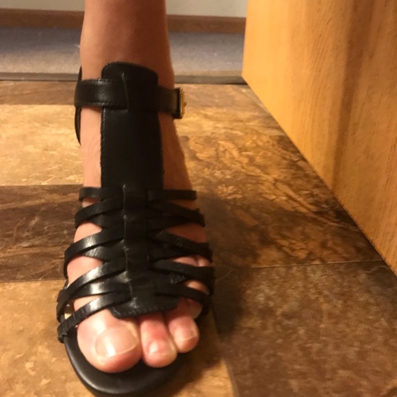 Free Shipping Issac Misrahi Black Leather wedge heel sandals. Size 8 - Picture 11 of 16